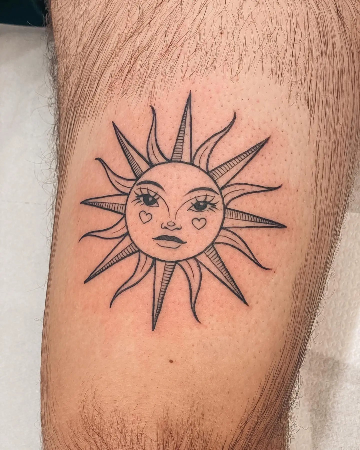 Tatouage-et-exposition-au-soleil Kawaii Place piercing
