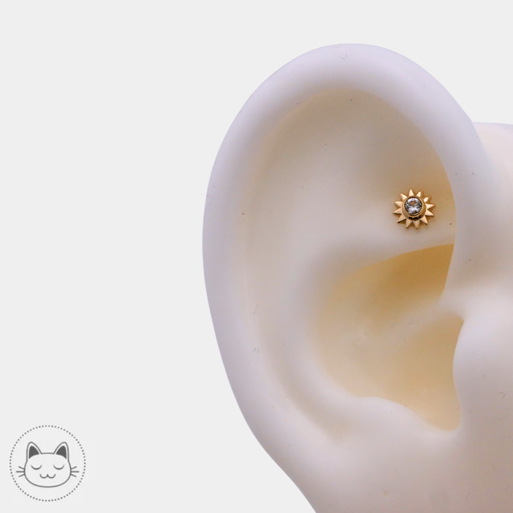 Piercing BVLA modèle Sun or 14k et saphir blanc