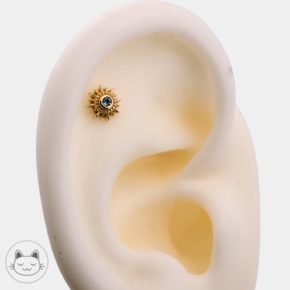 Vue du BVLA Mini Compas or jaune serti d’aigue-marine