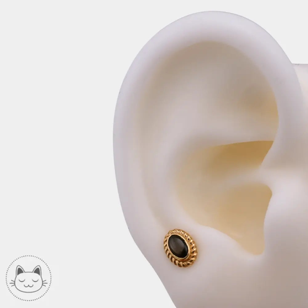 Modèle BVLA Oval Raine avec saphir chocolat