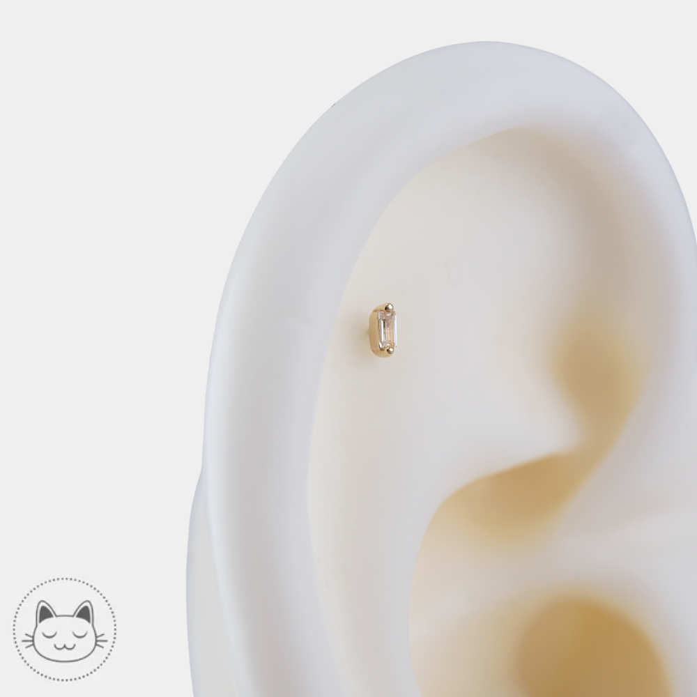 Buddha Jewelry Paris avec topaze blanche pour piercing