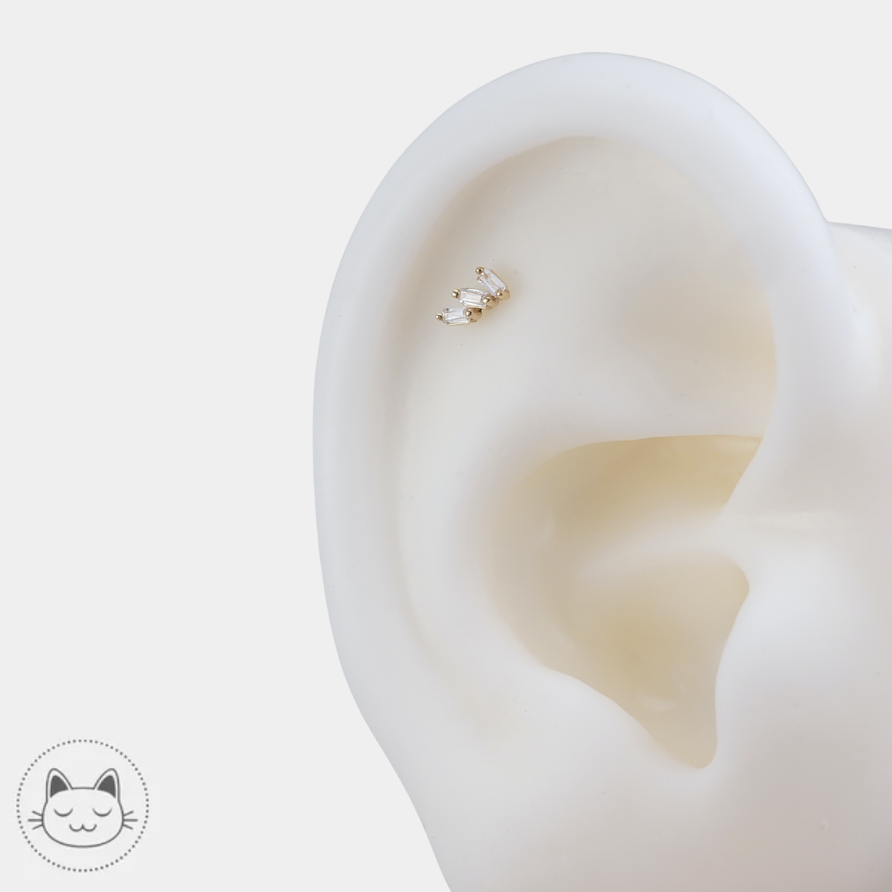 Buddha Jewelry Staxx or blanc zircons blancs sur l'helix