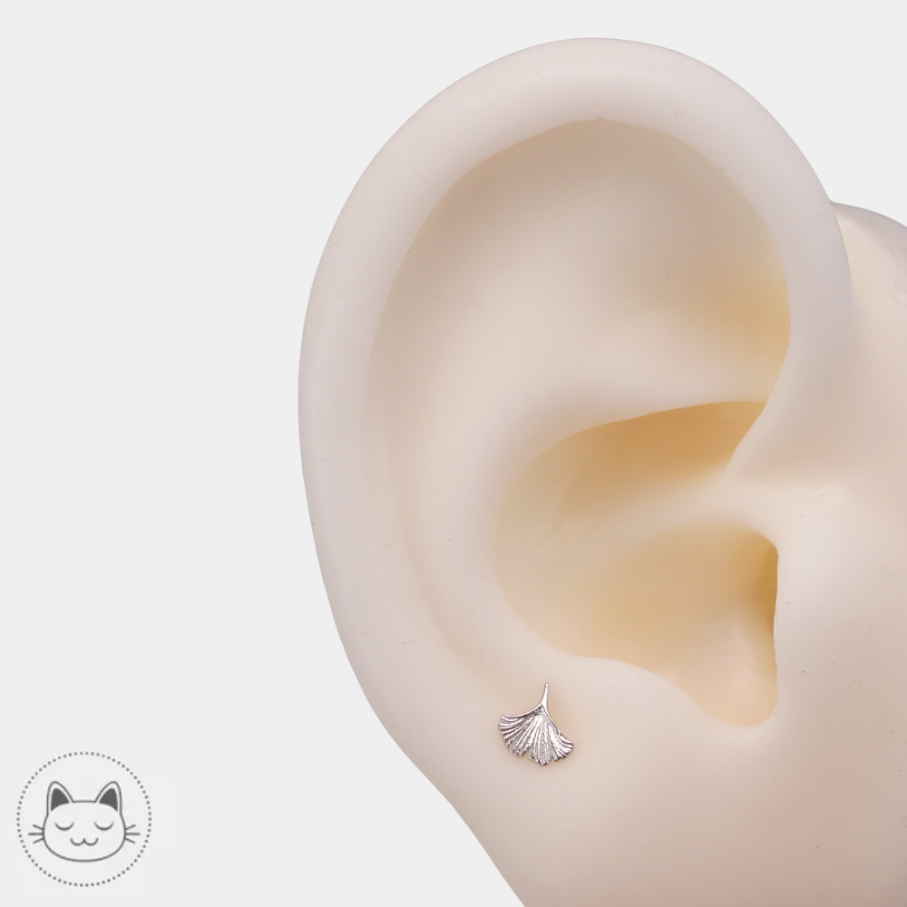 Bijou de piercing haut de gamme NAGA Gingko en or blanc 14 carats