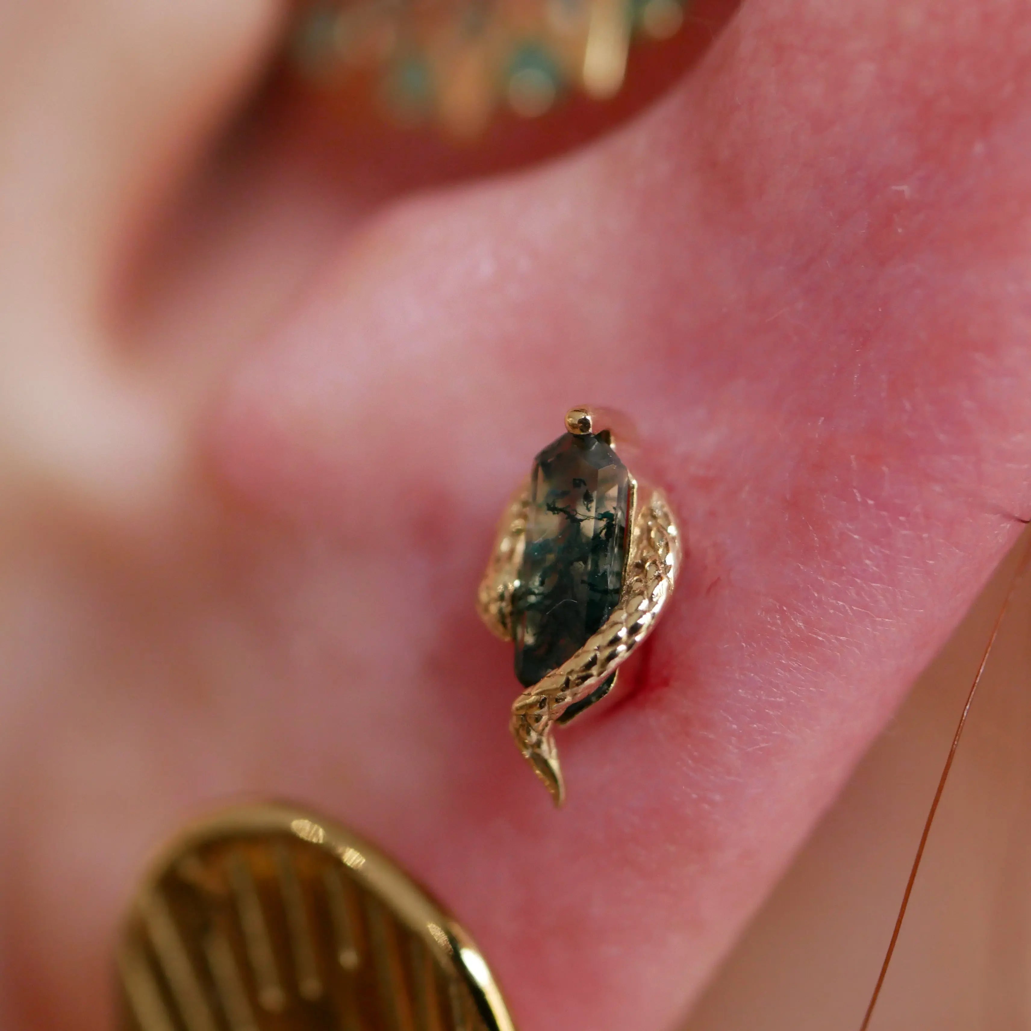 Buddha Jewelry - Eve Was Framed - Agate Mousse Kawaii Place piercing