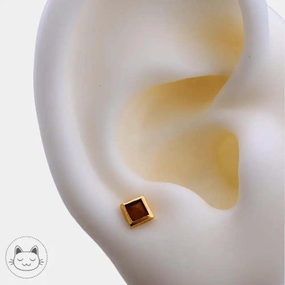 Bijou piercing or jaune opale rouge Kawaii Place Lille