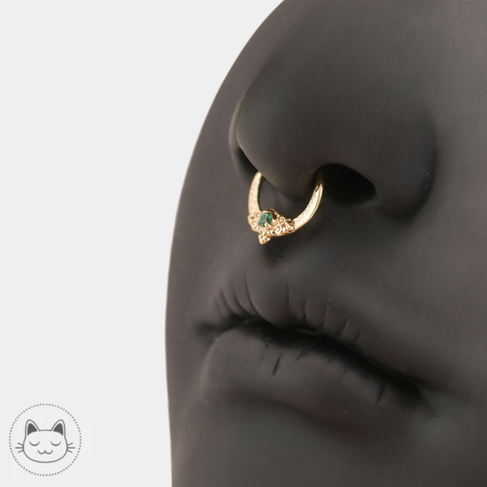 Anneau Sacred Symbols CS2 en or jaune 14 carats pour daith