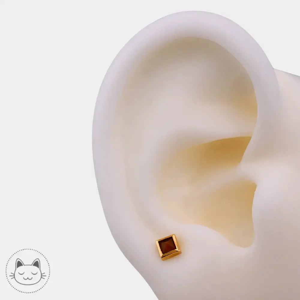 Sebastienne opale rouge bijou compatible labret NeoMetal