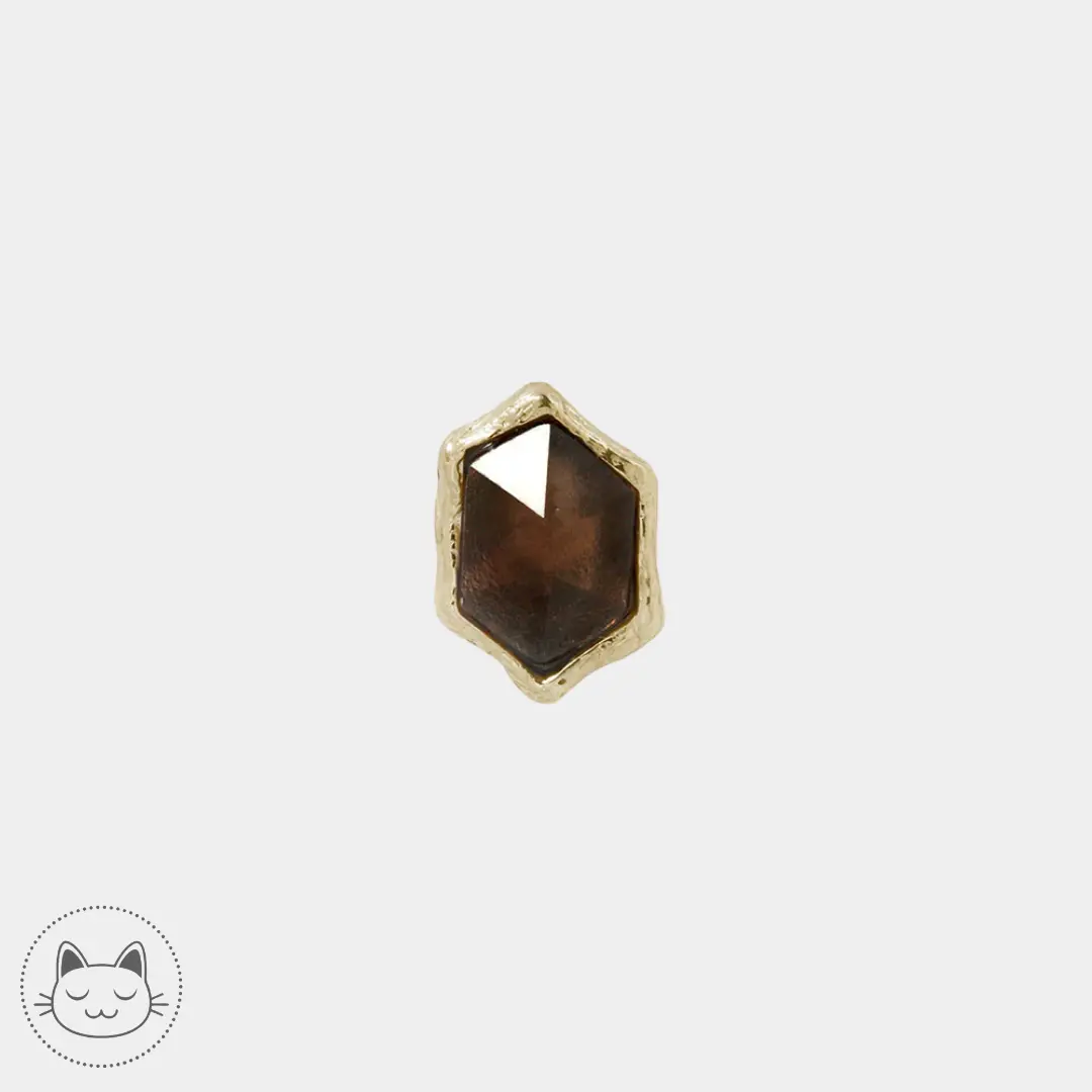 Bijou Pump Up The Volume en or 14k serti d’un quartz fumé, pierre fine aux nuances brunes, idéal pour piercings comme l’hélix, le conch ou le lobe.