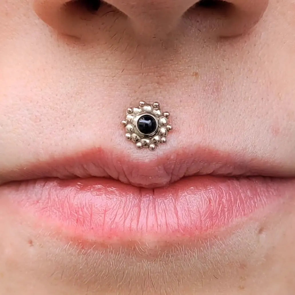 Médusa / Labret - Kawaii Place piercing 