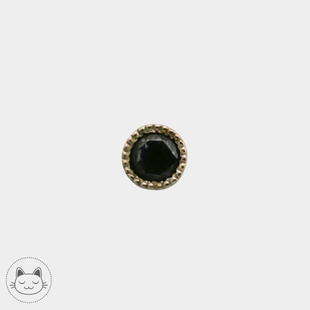 Auris- Cabochon Diamant Noir - Kawaii Place piercing 