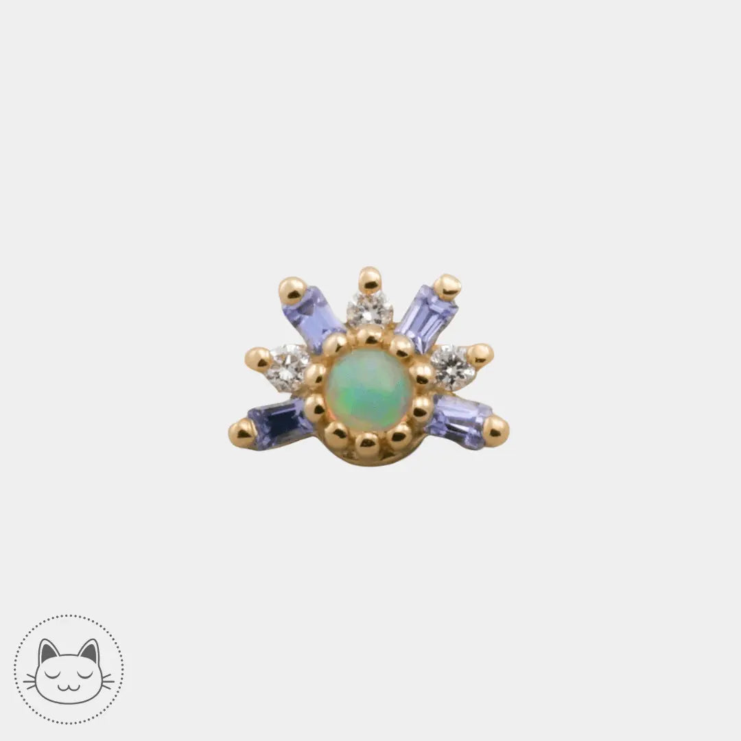 BVLA - Half Elaine - Opale, Tanzanite et diamants blancs :
Bijou en or 14 carats, 5,5 mm, Opale blanche, 3 diamants blancs et 4 Tanzanites.