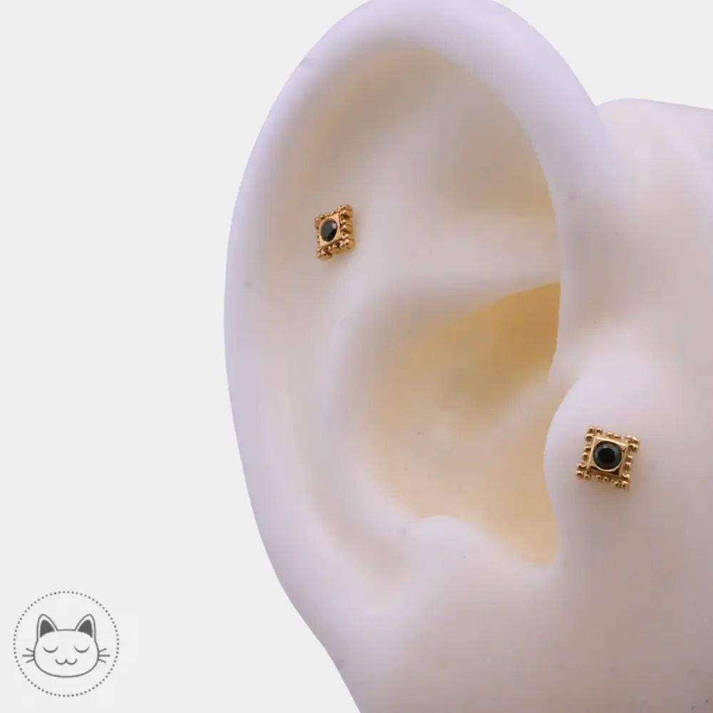 Piercing BVLA modèle Flourish Illusion or jaune avec diamant noir