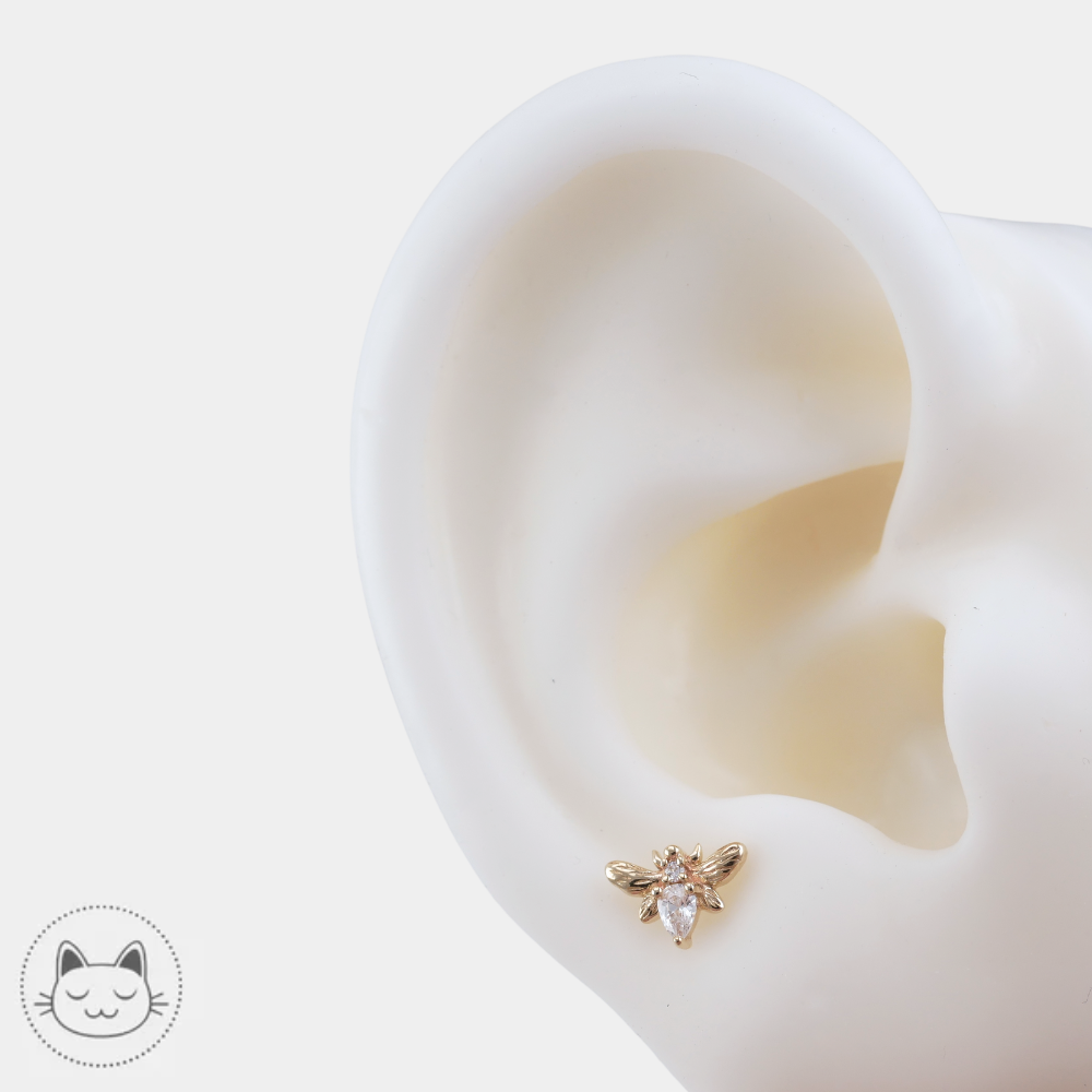 Buddha Jewelry Bee Chic avec zircons blancs pour piercing