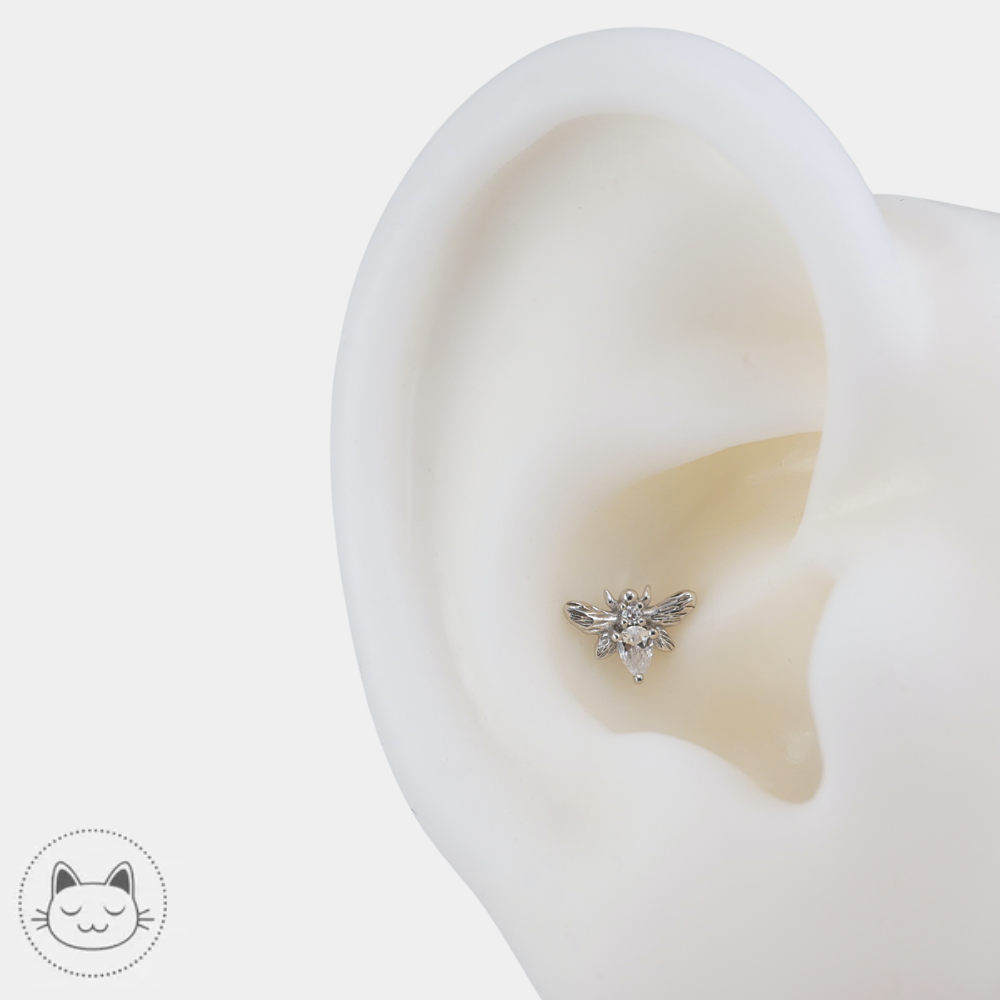 Bijou Buddha Jewelry Bee Chic de 7,7 x 5,8 mm en or 14K avec zircons blancs