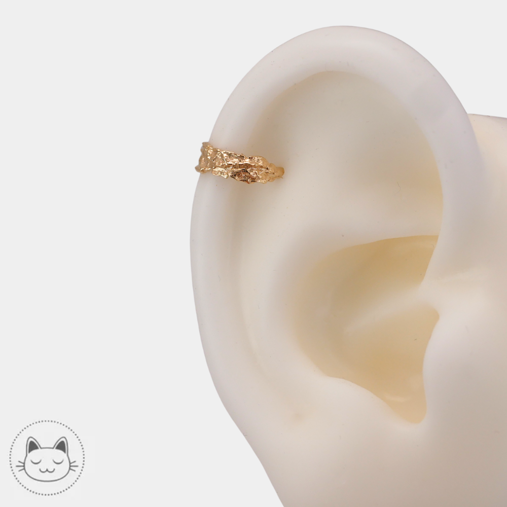 Bijou Naga Primitif en or jaune 14 carats pour septum