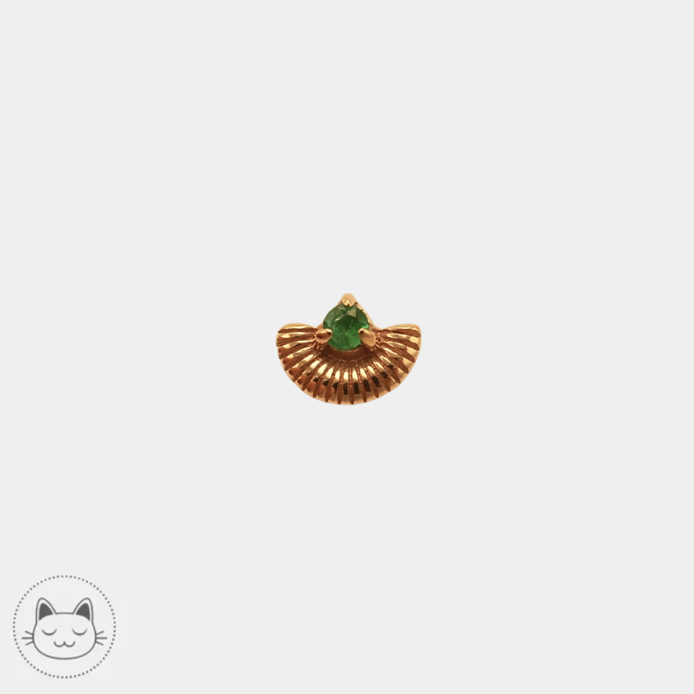 Embout de piercing Sacred Symbols D53 serti d’une émeraude