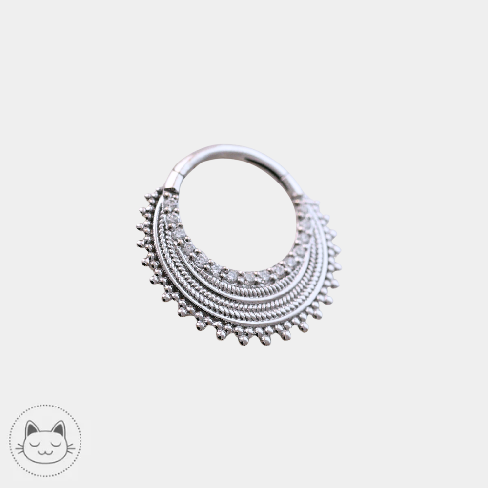 Anneau daith Naga Jewelry en or blanc 14 carats