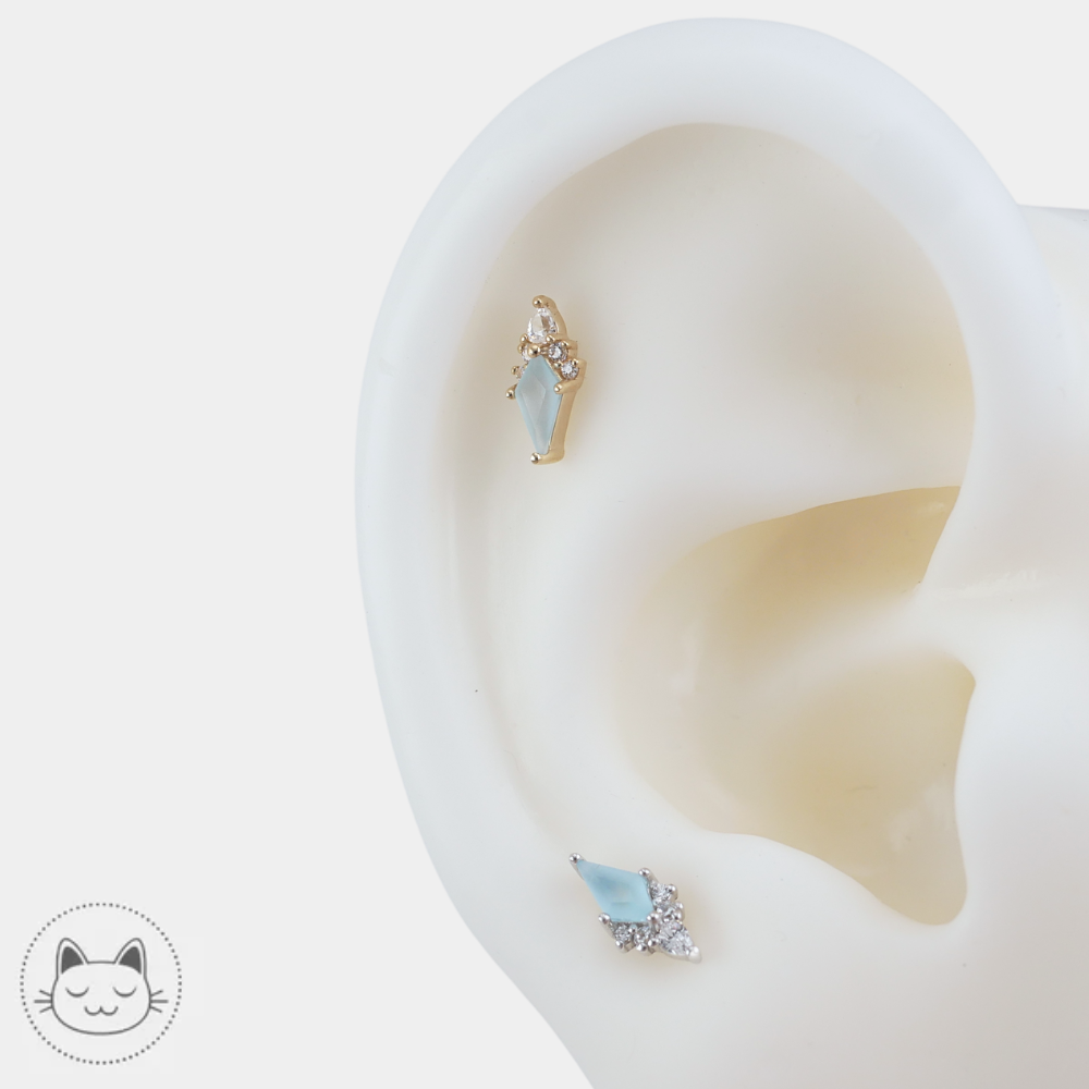 Buddha Jewelry Afterglow en or 14 carats avec topaze bleue sablée et zircons blancs