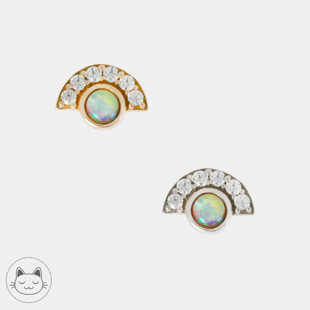 Bijou Buddha Jewelry Kahlo en or blanc 14k avec opale blanche et zircons