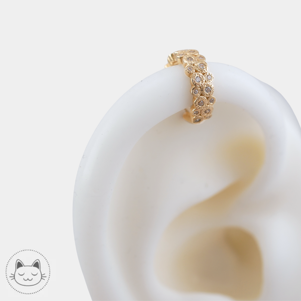 Clicker en or jaune 14 carats Buddha Jewelry Opulent avec Swarovskis