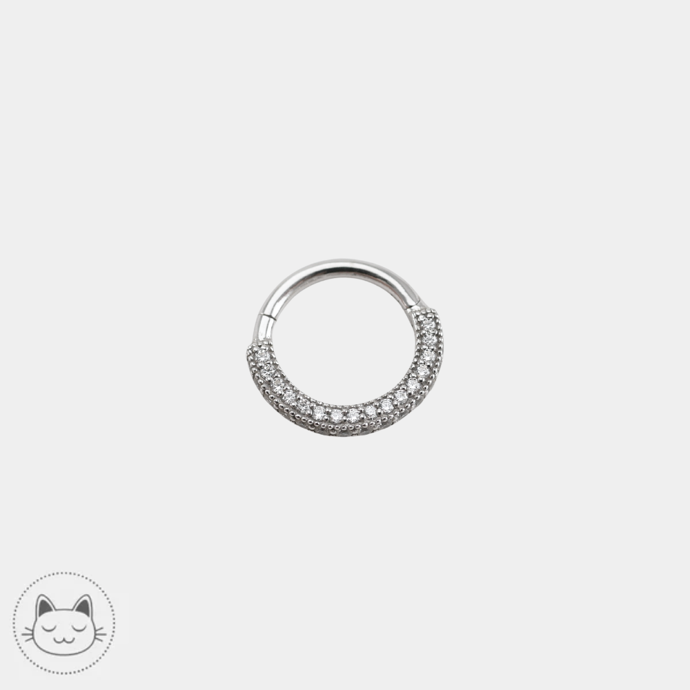 Clicker Buddha Jewelry Showcase en or 14 carats avec zircons blancs