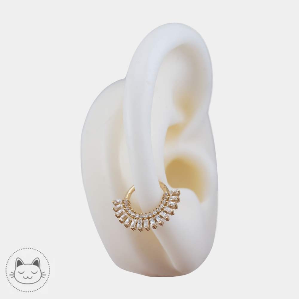 Anneau Hypnotic Clicker Buddha Jewelry avec zircons blancs