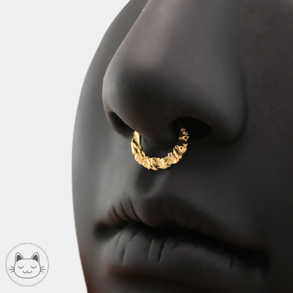 Anneau NAGA Raw en or jaune 14 carats taille 16G