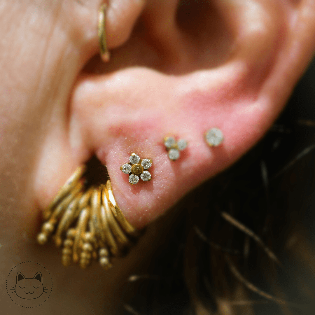 NeoMetal - Flower - Zircons Champagne - Kawaii Place piercing 